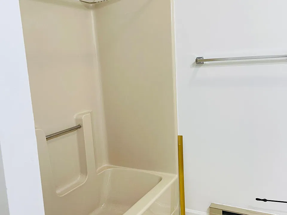 Bathtub