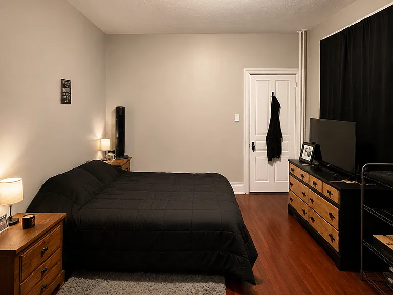 1017 W Market St #1 — Photo 8