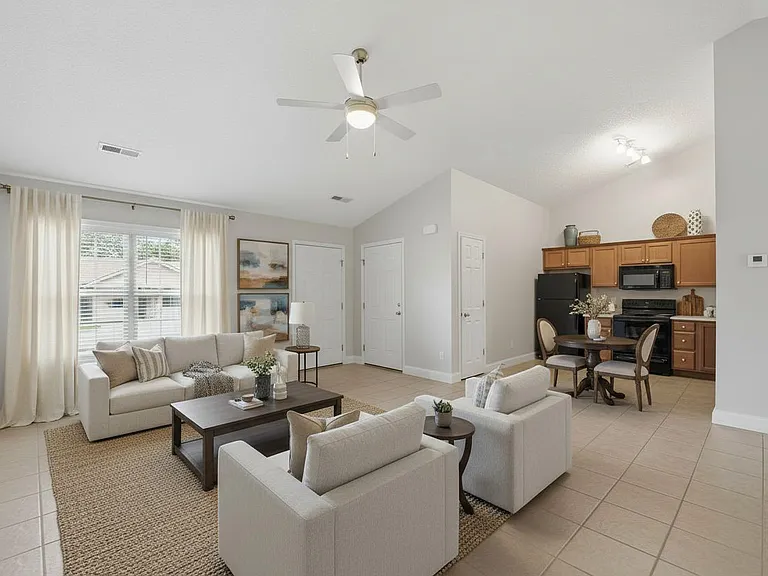 Suncrest Village — Photo 2
