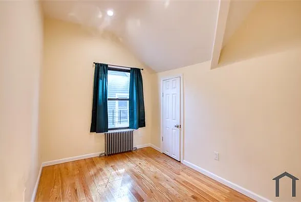 247 Willow St — Photo 16