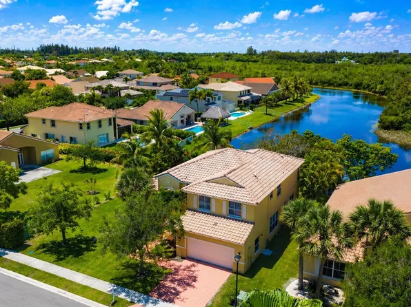 740 SW 191st Ave, Hollywood, FL 33029