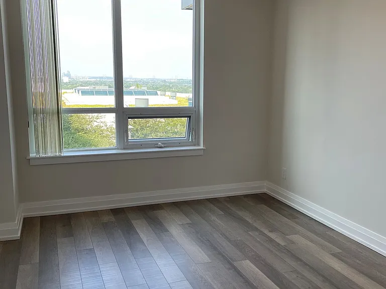7167 Yonge St #508 — Photo 13