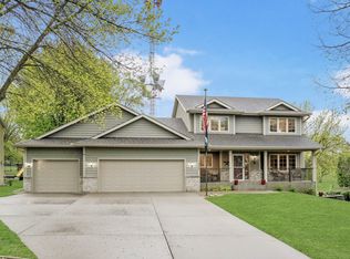 1908 Prairie Hill Rd, Saint Cloud, MN 56301