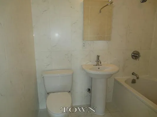 Rented by Town Residential | media 19