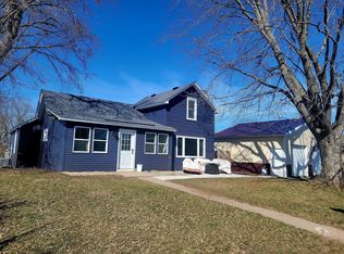 308 Perrin Ave, Star Prairie, WI 54026
