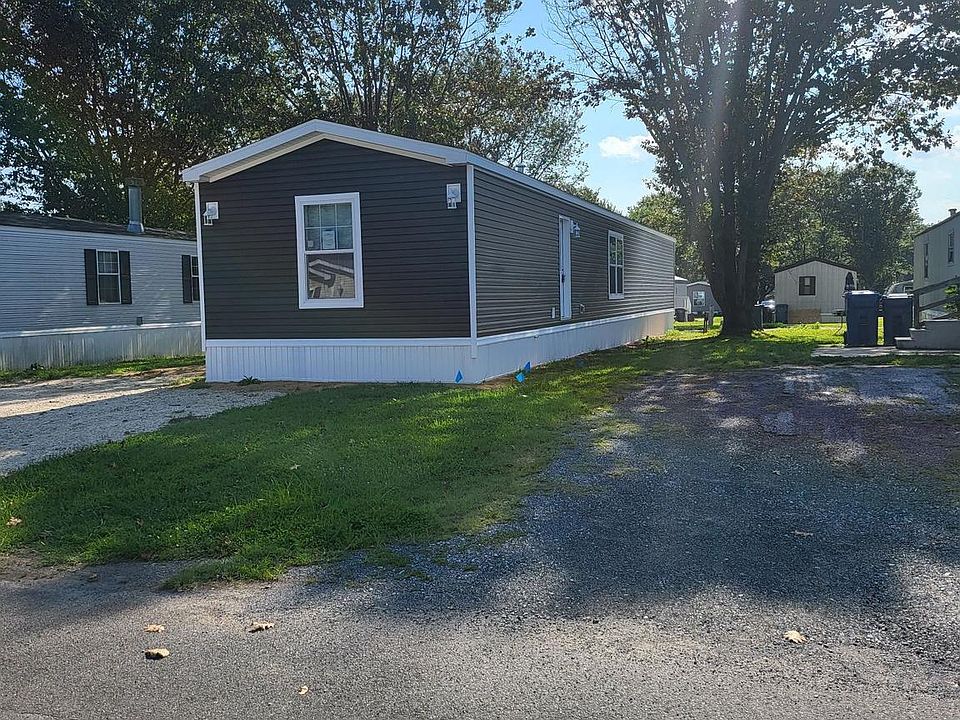 1st image of 200 Beechwood Ave Trailer 58