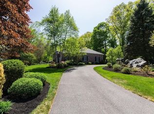 21 Chandler Cir, Weston, MA 02493