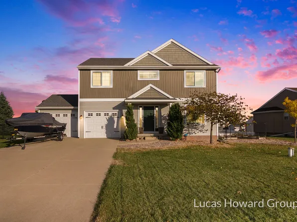 4655 Paris Ridge Ave SE, Caledonia, MI 49316