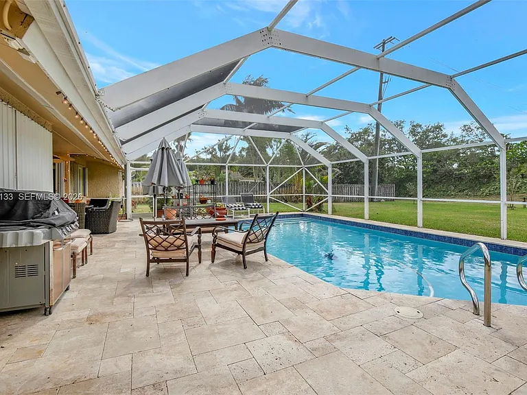 5320 SW 21st Ct — Photo 41