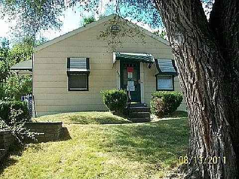 898 Nassau Dr photo 1