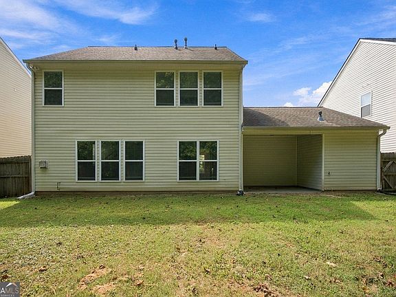 3rd image of 108 Oleander Way