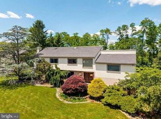 780 Panorama Rd, Villanova, PA 19085