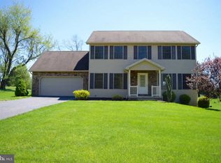 846 School House Ln, Lewisberry, PA 17339