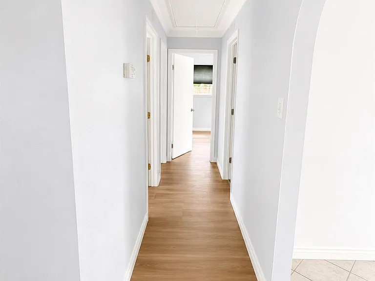 10415 Norton Dr — Photo 7