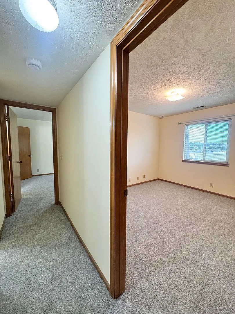 Lamplighter Properties — Photo 4