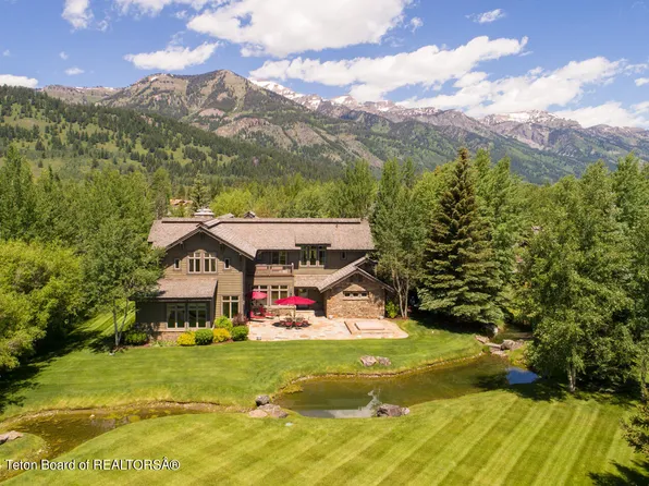 4270 W Greens Pl, Wilson, WY 83014