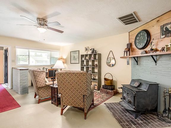 3rd image of 3611 William Way