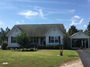 83 Sibbie M Isbell Cv, Finger, TN 38334