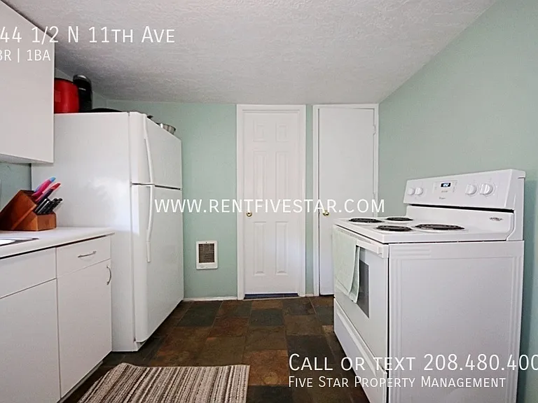 744 1/2 N 11th Ave — Photo 4