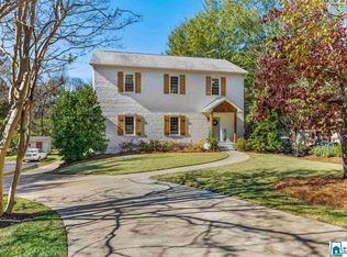 1152 Winward Ln, Vestavia Hills, AL 35216