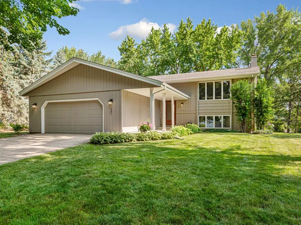 731 Birch Ln, Northfield, MN 55057