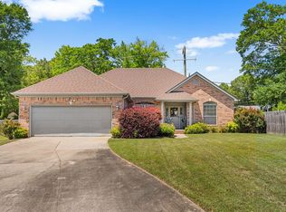 1004 Colonial Dr, Jacksonville, AR 72076