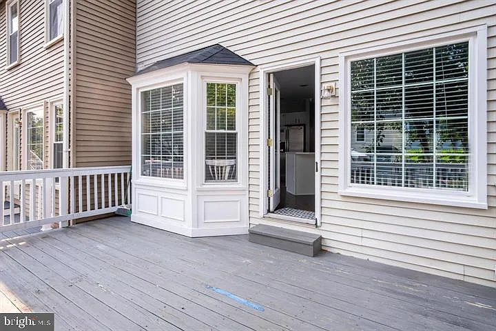 7439 Heatherfield Ln — Photo 15
