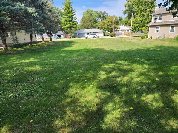 1607 W Melrose Ct, Decatur, IL 62526