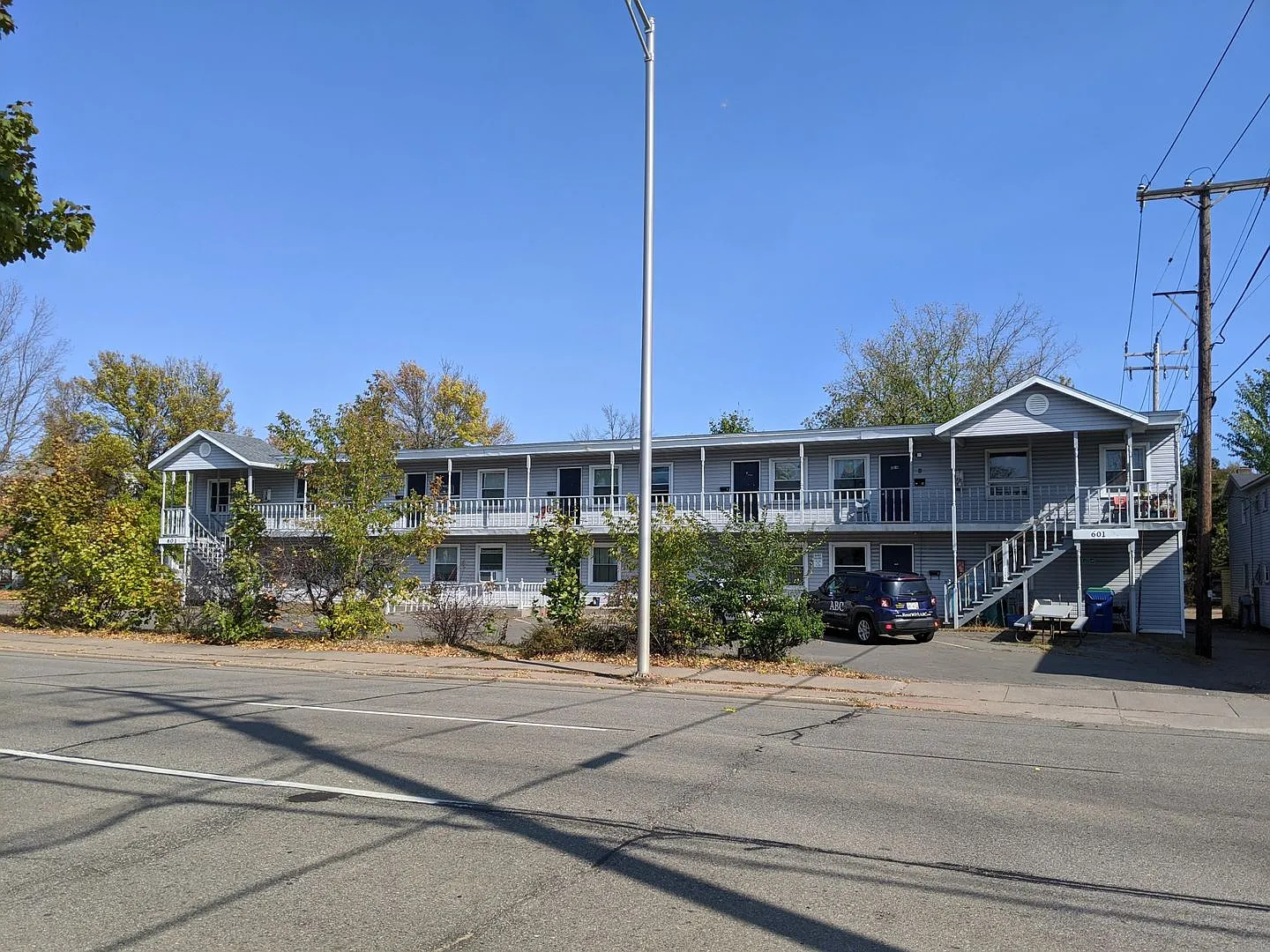 601 McClellan St — Photo 4
