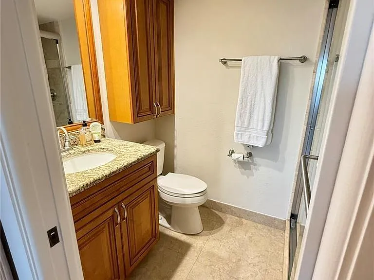 57 High Point Cir W #201 — Photo 8