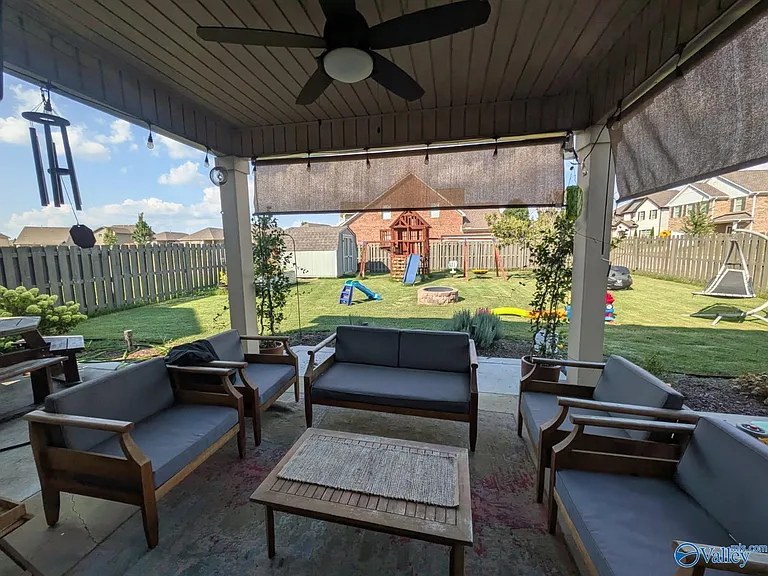 7601 Ashor Dr NW — Photo 2