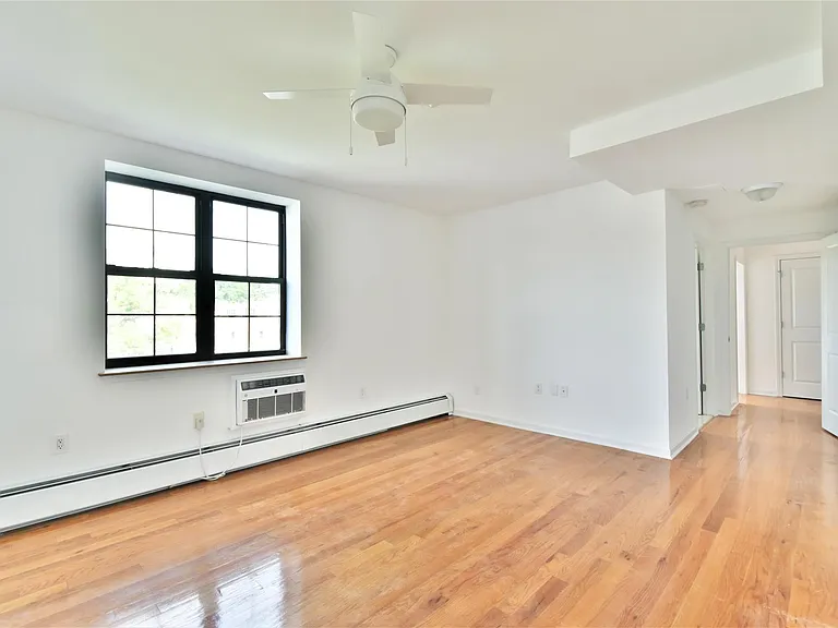 2601 Frederick Douglass Blvd #PH1 — Photo 10