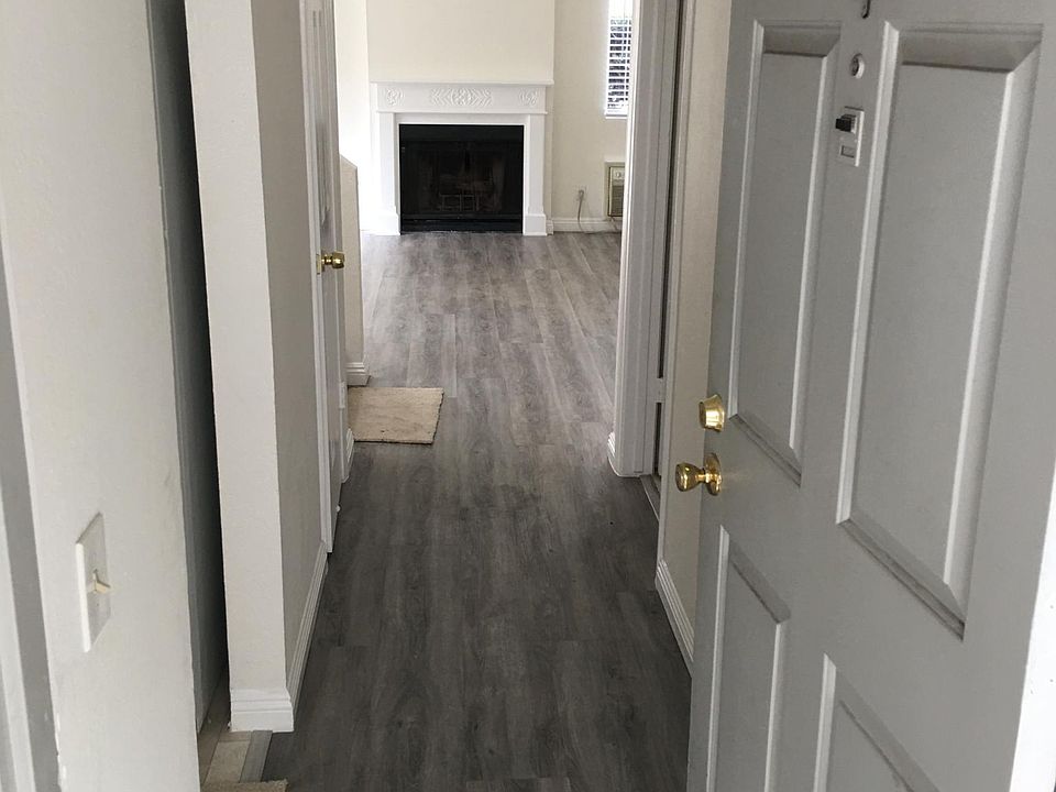 1st image of 2625 S Sepulveda Blvd #4