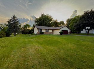 5827 Moosehorn Ln, Rockford, IL 61109