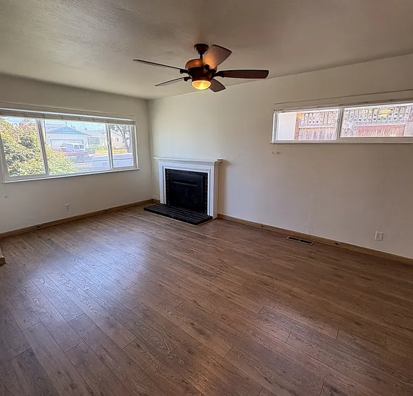 7631 Adrian Dr — Photo 6