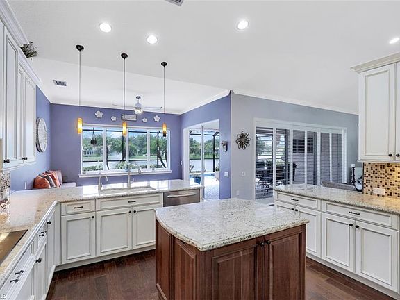 5th image of 8172 Lowbank Dr