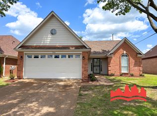 1368 Bayberry Hill Dr, Cordova, TN 38018