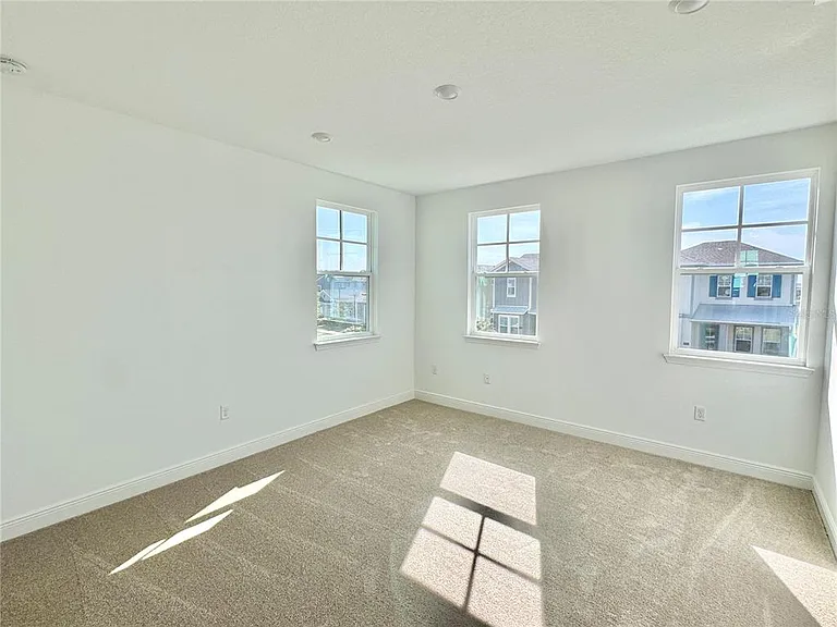 9726 Neruda St — Photo 46