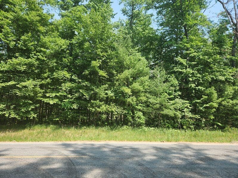 1st image of 3876 N Evergreen Dr