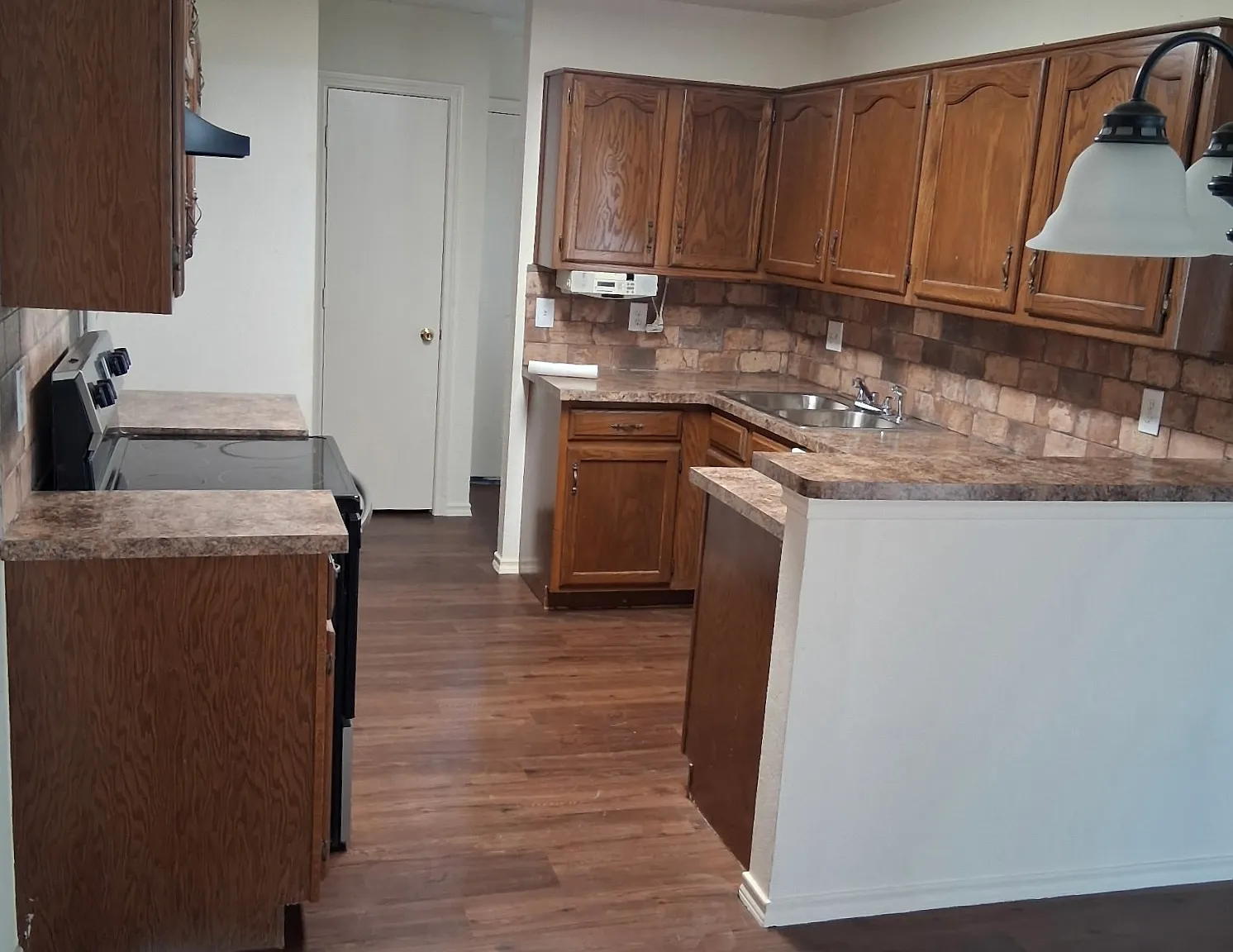 1909 Sage Dr — Photo 4