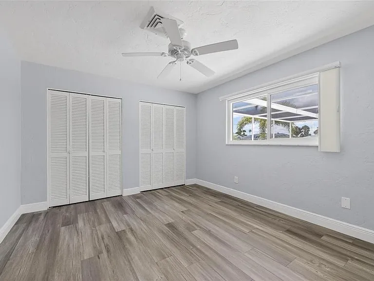 6305 Cottonwood Ln — Photo 46