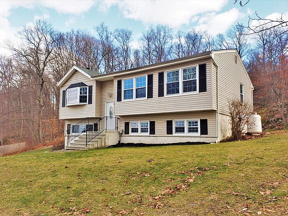 2nd image of 13 Crest Hill Dr