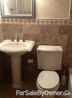 5th image of 10311 Oleander Ct