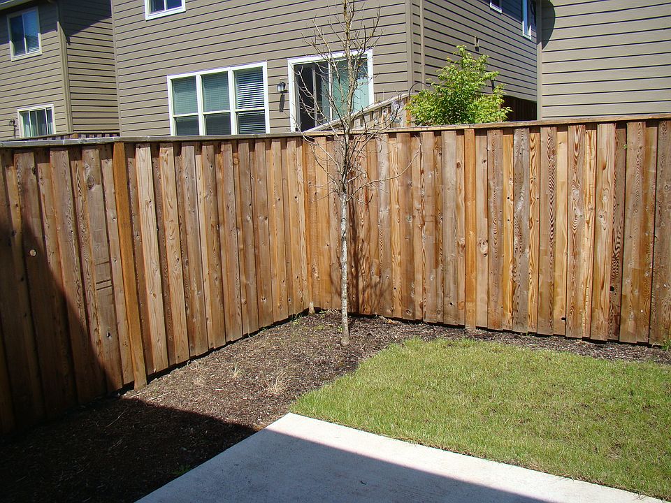 1st image of 4600 NE 91st Way