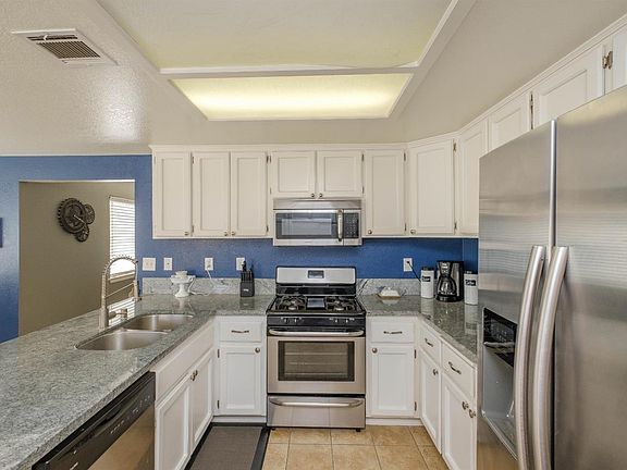 5th image of 7467 Dayton Ave