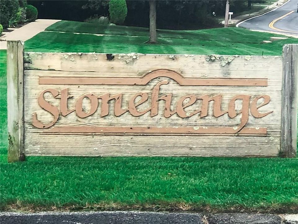 1st image of 5 Stonehenge Dr Unit 243