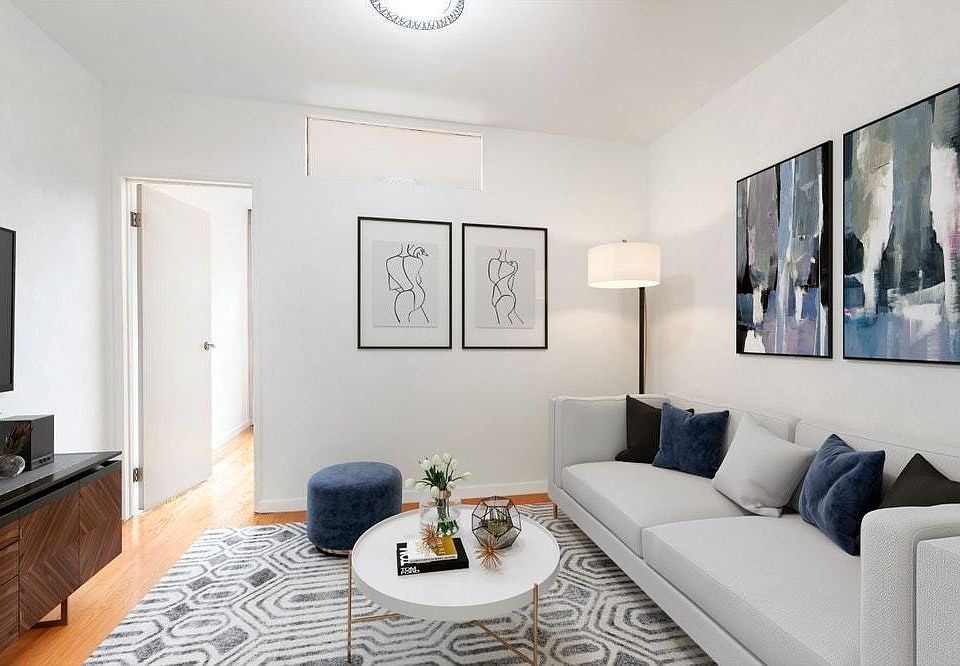 1st image of 444 W 48th St #3E