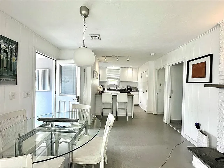 101 Briarwood Ave #B — Photo 7