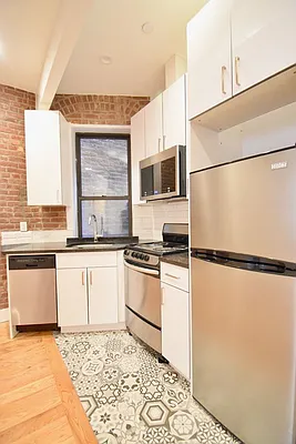 Rented by Skyward | media 13