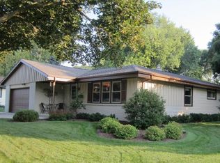 5133 Russell Dr, Greendale, WI 53129